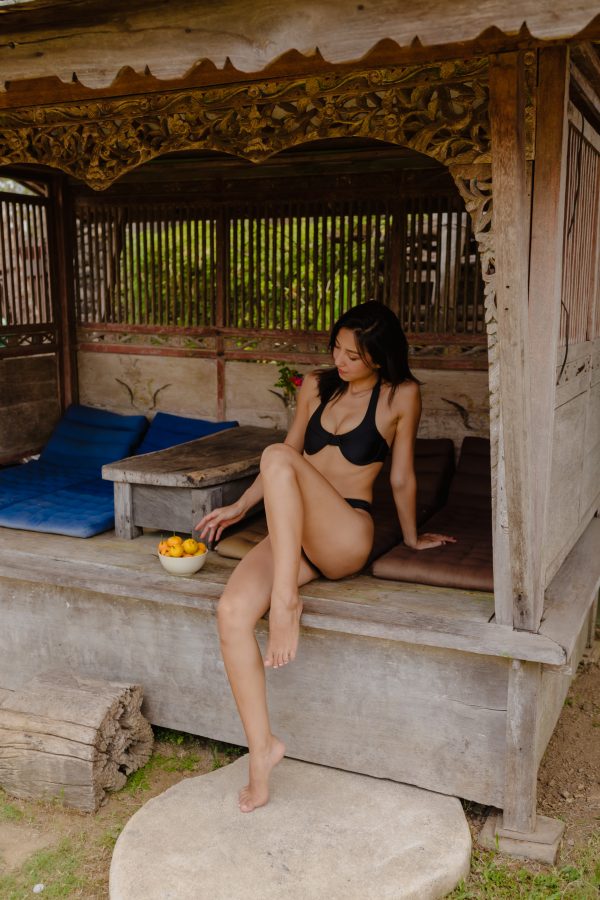Mia underwire bikini top in rebirth basalt♻️