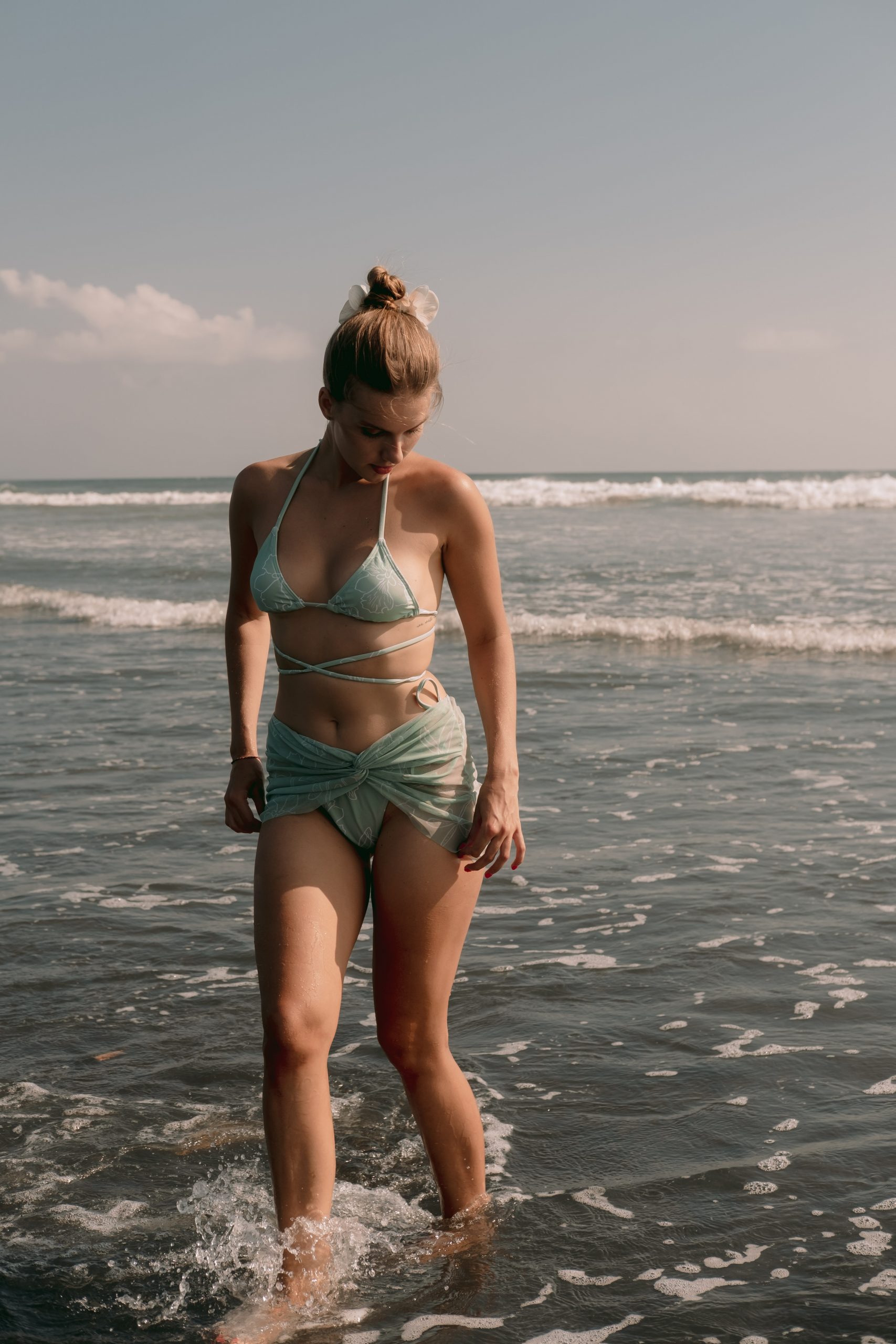 Cassie mesh skirt in Spring Vanda - Image 5