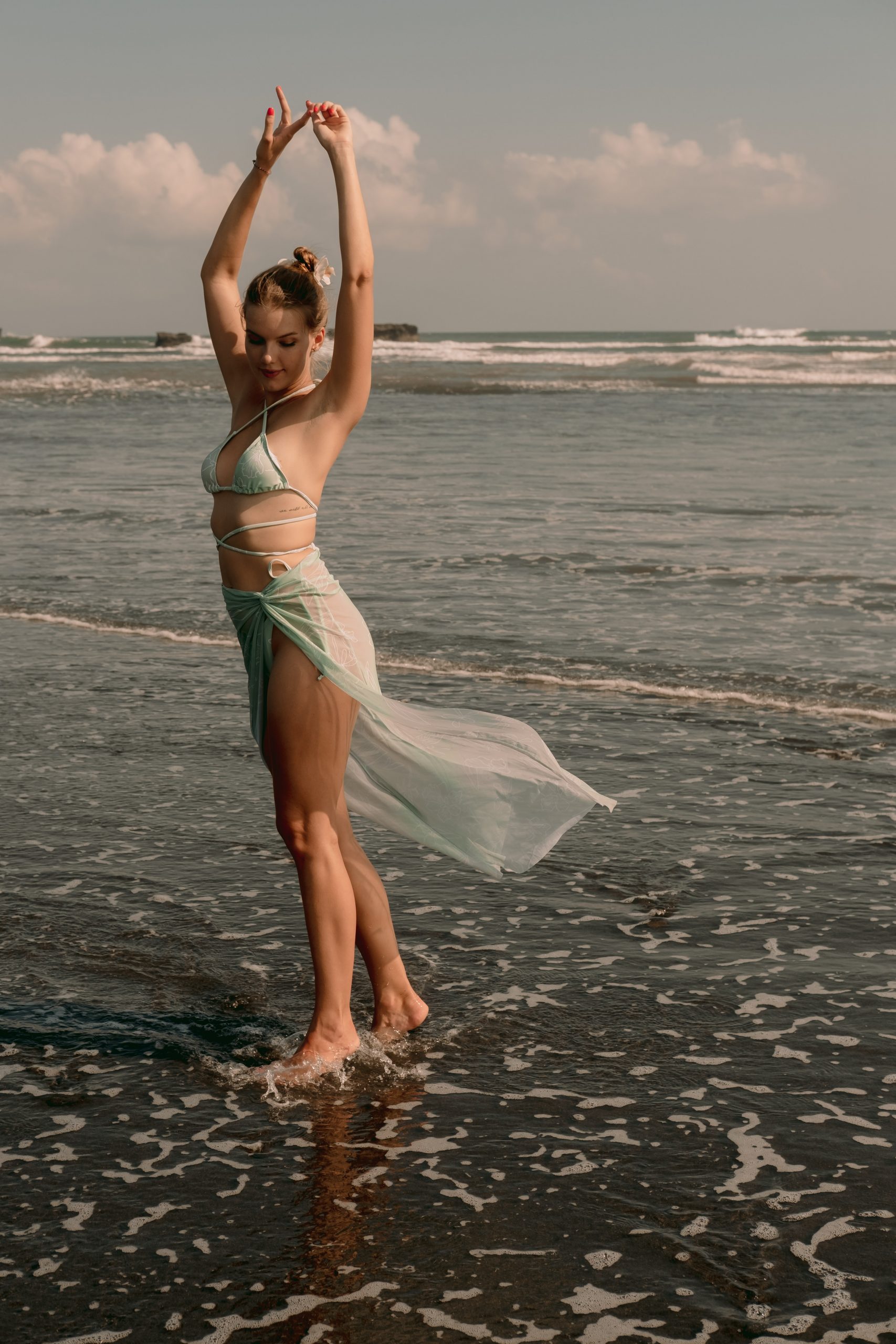 Rio mesh skirt in Spring Vanda - Image 4