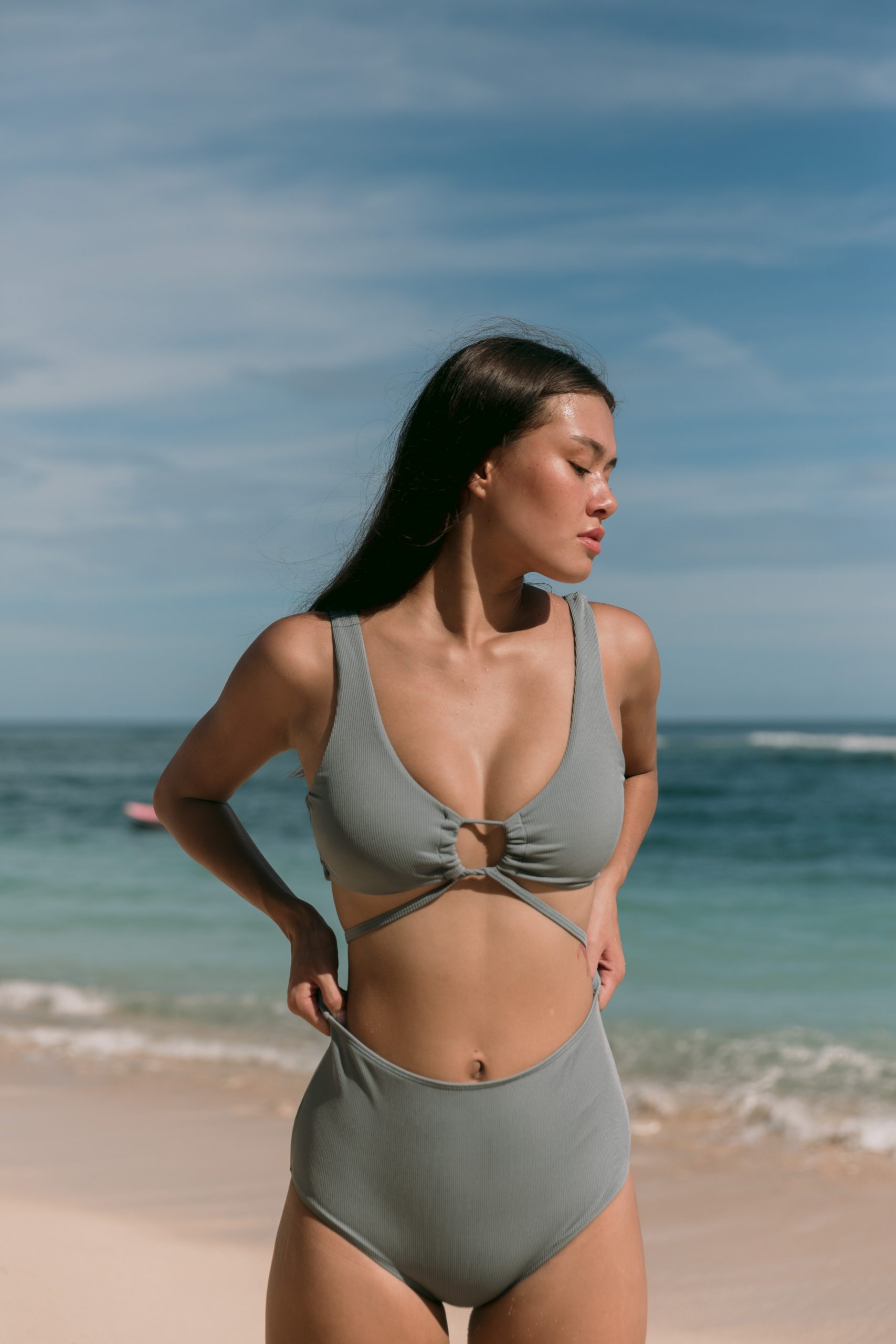 Cara high waist bottom in earl grey crinkle - Image 5
