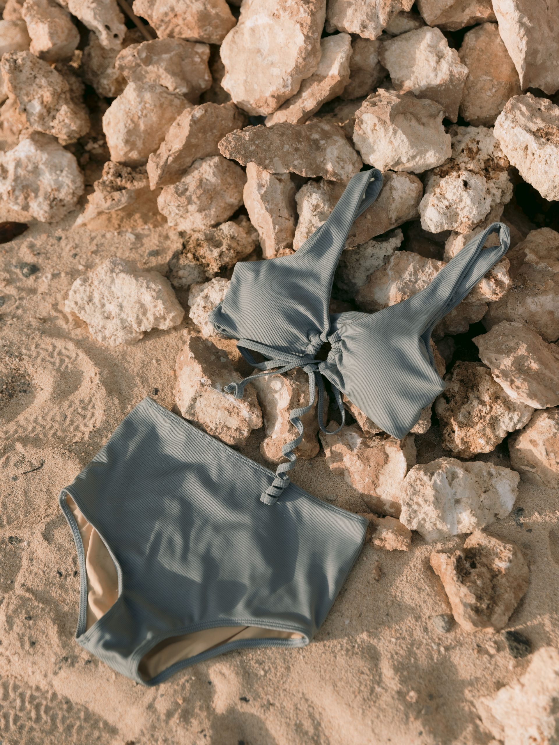Cara high waist bottom in earl grey crinkle - Image 7