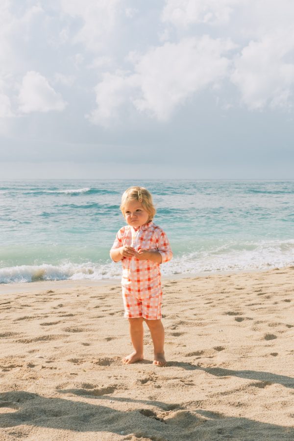 Mini Robyn rashguard in Clementine